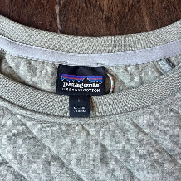 Patagonia quilted pullover sweater - Picture 2 of 4